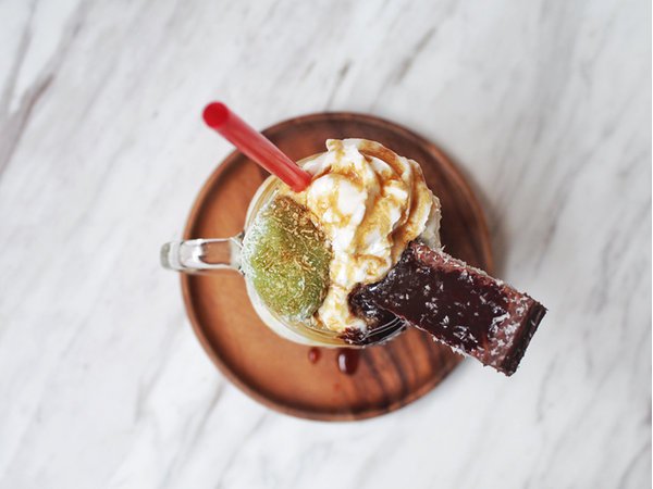 the-refinery_600x450_fillbg_3f3b43ed83