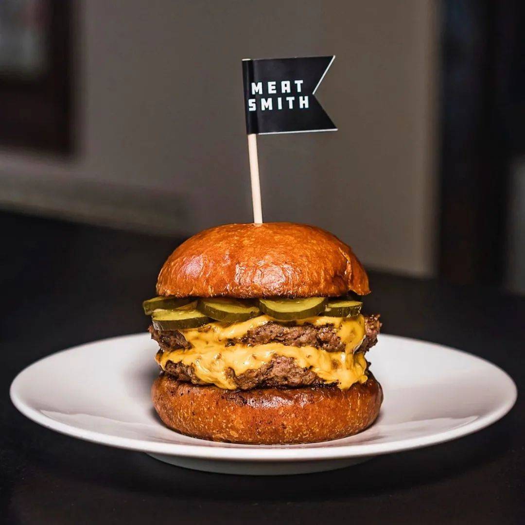 肉食者的年终狂欢：狮城“烤肋排”前来报道