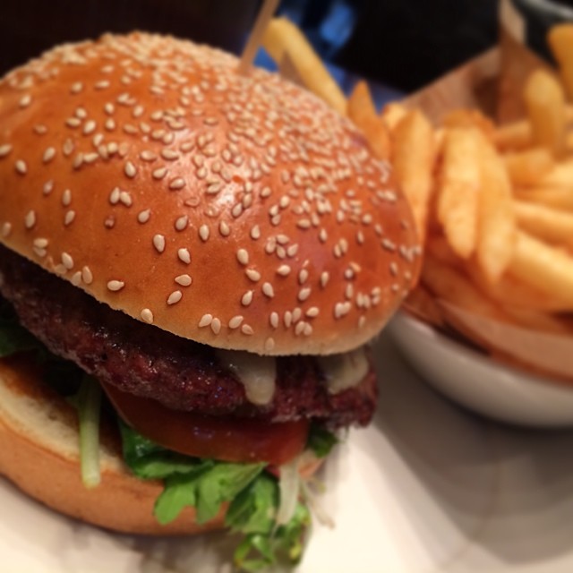 03e2e668647211e3a7630e29514d93ff_8