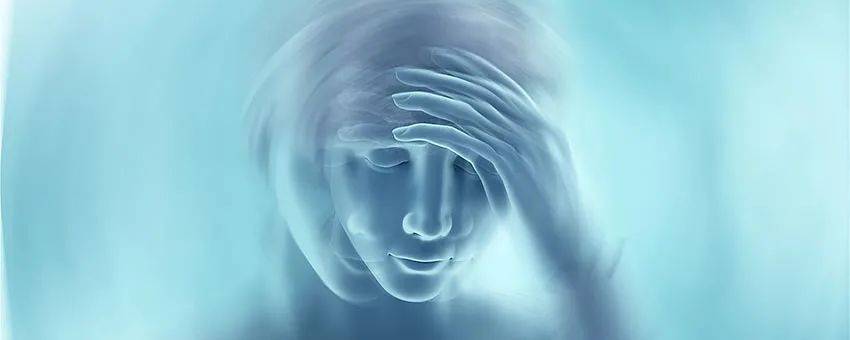 新加坡最好的计程车司机啥样，他车上口罩、零食、纸巾统统免费送