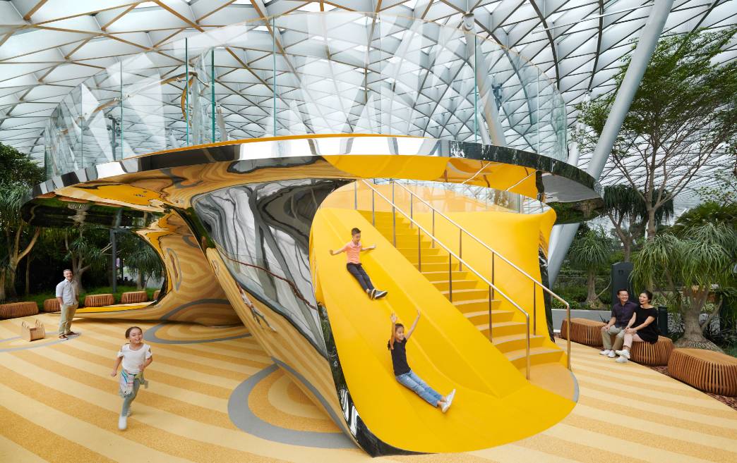 面对疫情，新加坡去年富豪人数增幅全球第三，超高净值人士人数增加10%