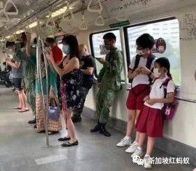 社交安全意识太强？　狮城女子搭地铁因旁人站太近直接开骂