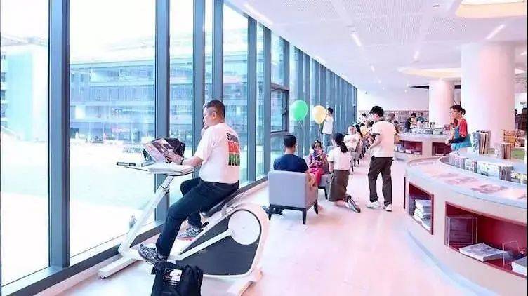 新加坡 假期来临，不妨带孩子泡一泡图书馆