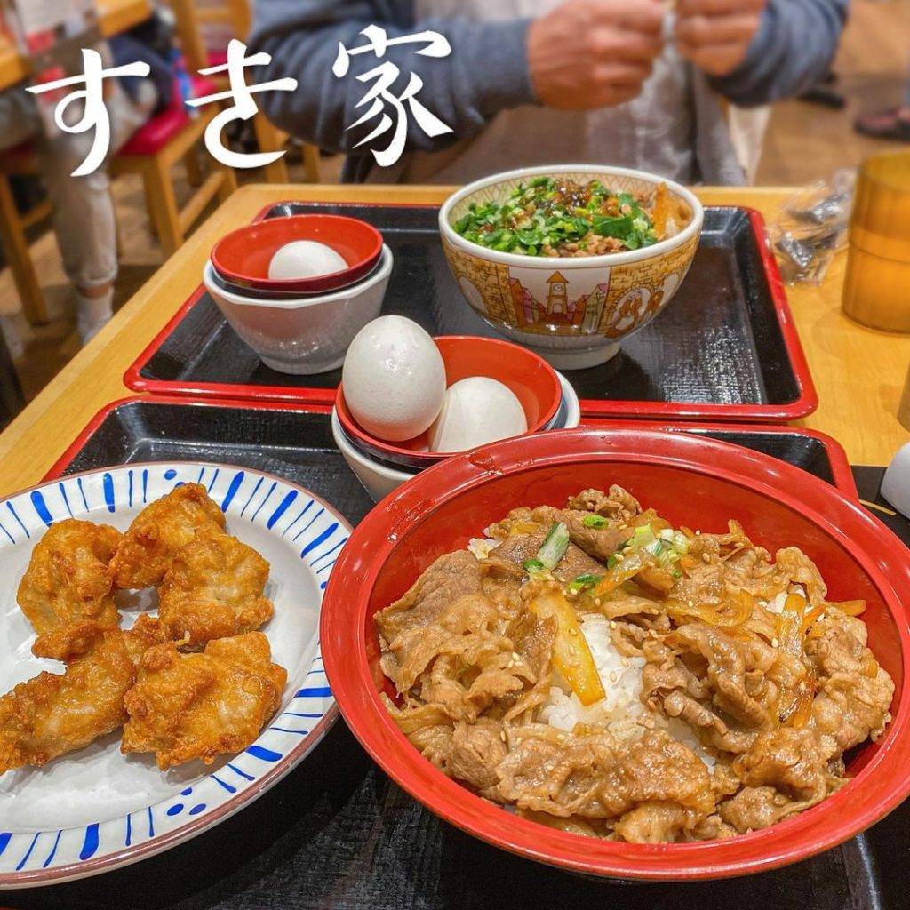 在Suntec City📌SUKIYA食其家首间分行2月17日开张🎊好吃平价牛丼饭一口入魂、圈粉无数🔥