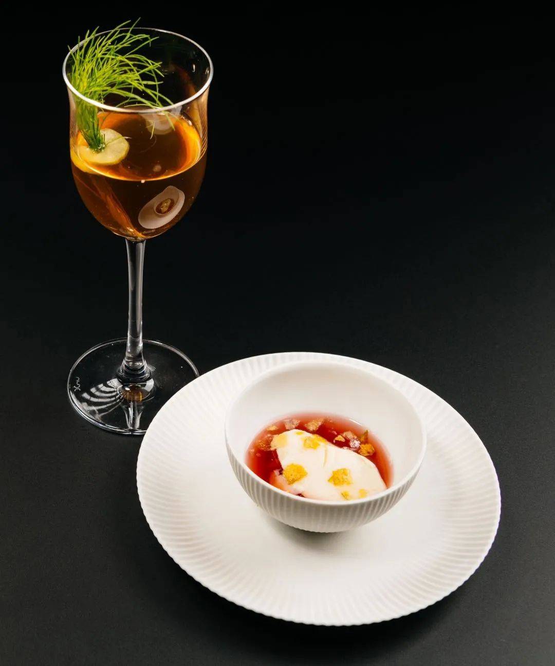 三家米其林餐厅联手三家酒吧,搞了点事情