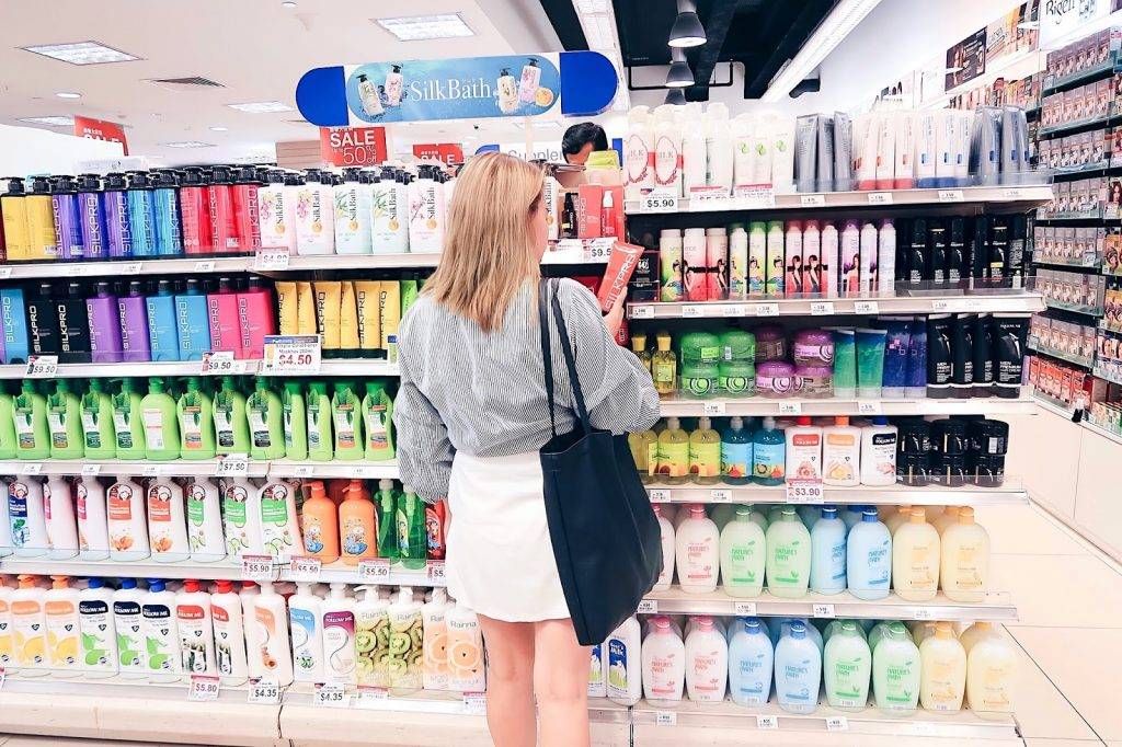 省钱秘籍！宝藏邻里平价百货店大盘点，生活常用品超便宜地板价，完胜各大超市电商