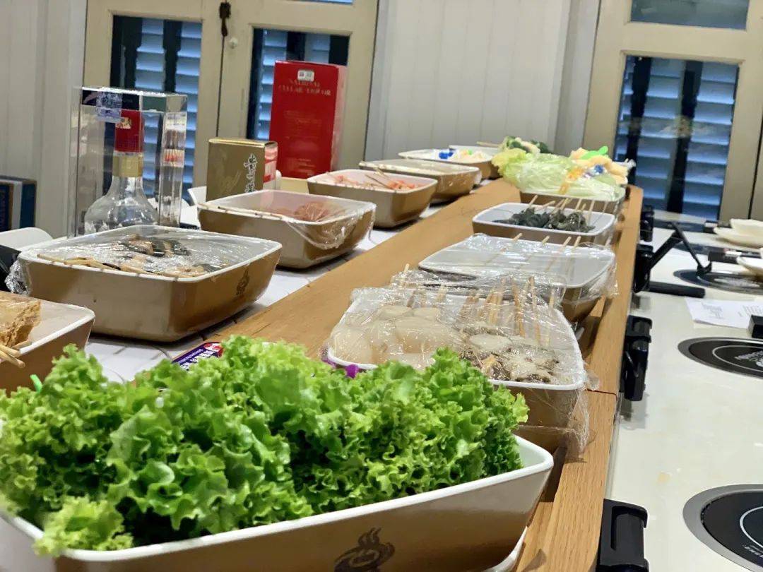 【美食情报局EP5】旋转火锅【食尚捞】每串最低$1！一解你的“火锅瘾”