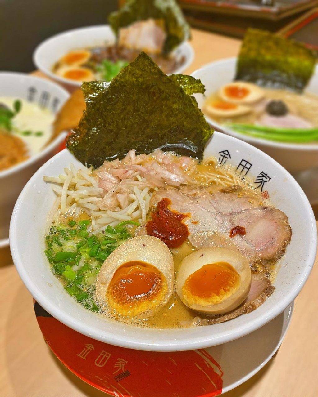 日本九州榜一拉面🍜 Kanada Ya特制口味拉面，一天只卖20碗🤤浓郁汤头喝不够，面条Q弹超有劲