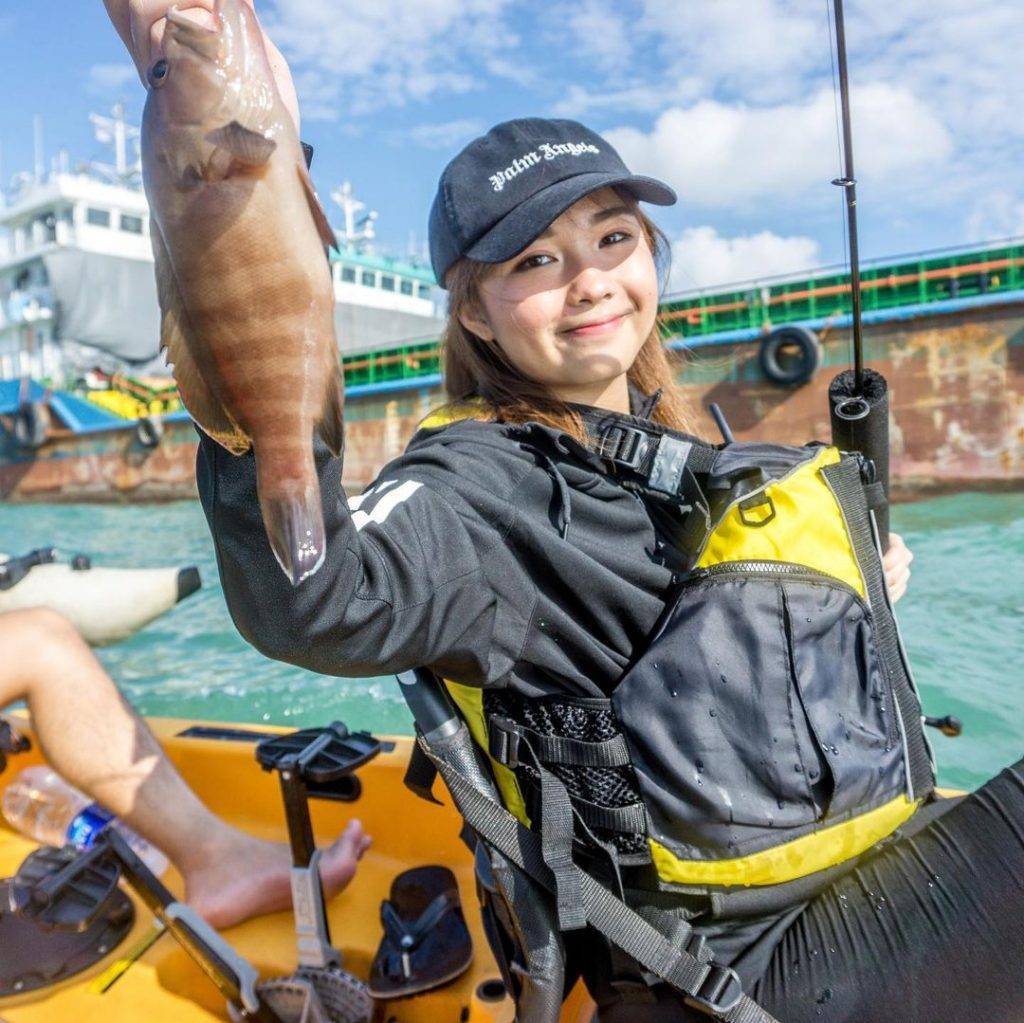 解锁新体验🔛 水上划行钓大鱼，Kayak Fishing Fever皮划艇垂钓之旅🎣 超夯花式玩法