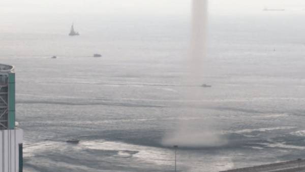 罕见！新加坡再现神奇天象，万道光芒从天空射下，50张美图刷屏