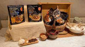 新加坡莆田集团放大招——情怀子品牌Yum Sing等你来