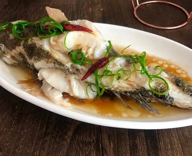 新加坡这家海鲜音乐餐厅要火！人均不到$40，还有现金红包免费领