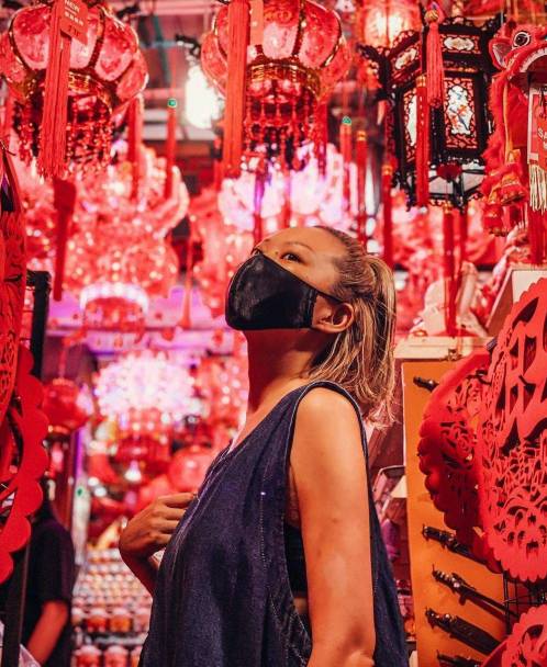 新加坡唐人街解锁网红打卡新姿势，网友：满满的丰收味儿