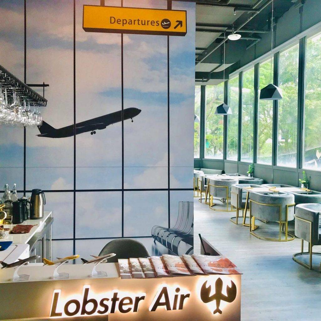 一起冲上云霄☁航空主题餐厅Lobster Air✈还原飞机上用餐体验、享受头等舱龙虾大餐🦞
