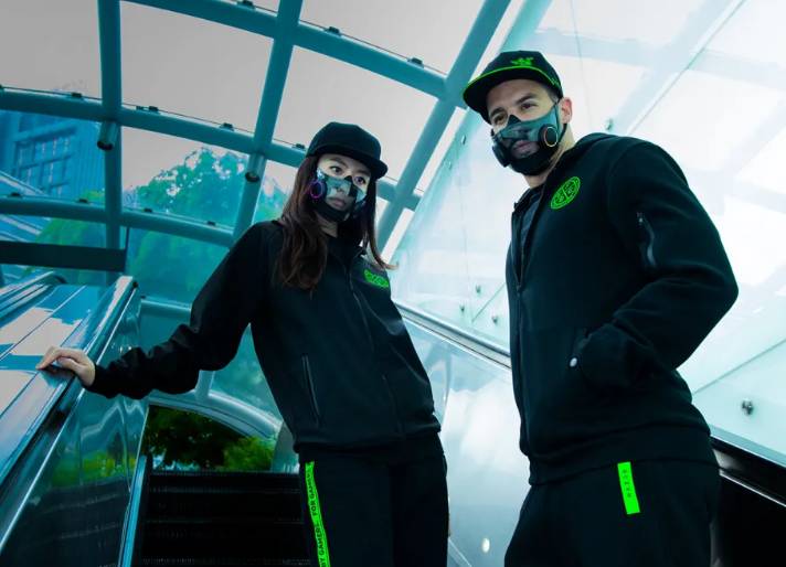 雷蛇发布N95透明超炫智能口罩，网友：公布价格让我死心