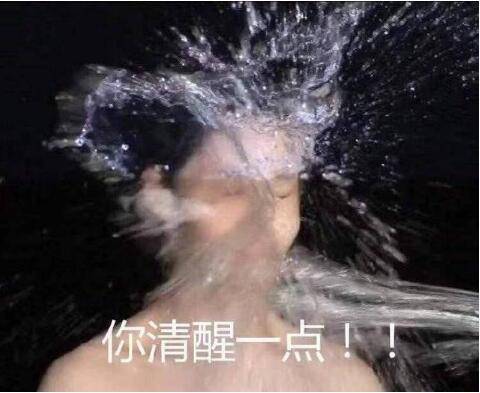 新加坡妹纸玩裸聊被“白马王子”套路，身子口袋尽落魔掌