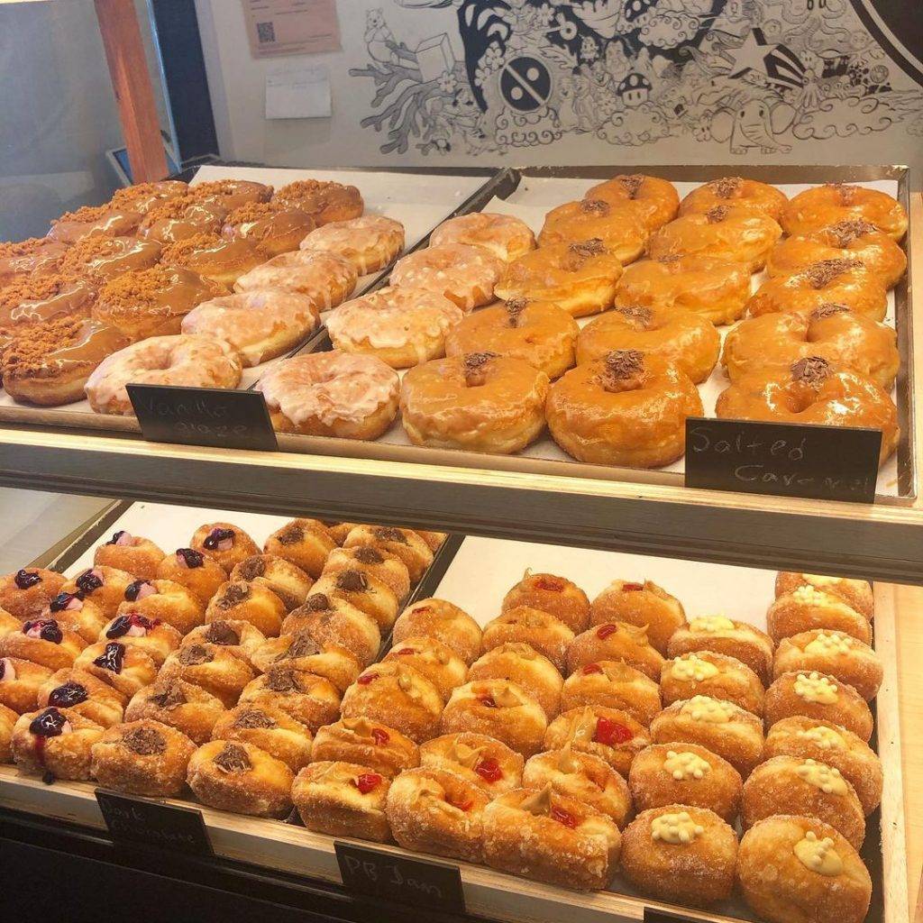 甜蜜小炸弹!Doughnut Shack爆浆甜甜圈🍩 6粒才S$14 价格亲民 + 颜值口感全在线