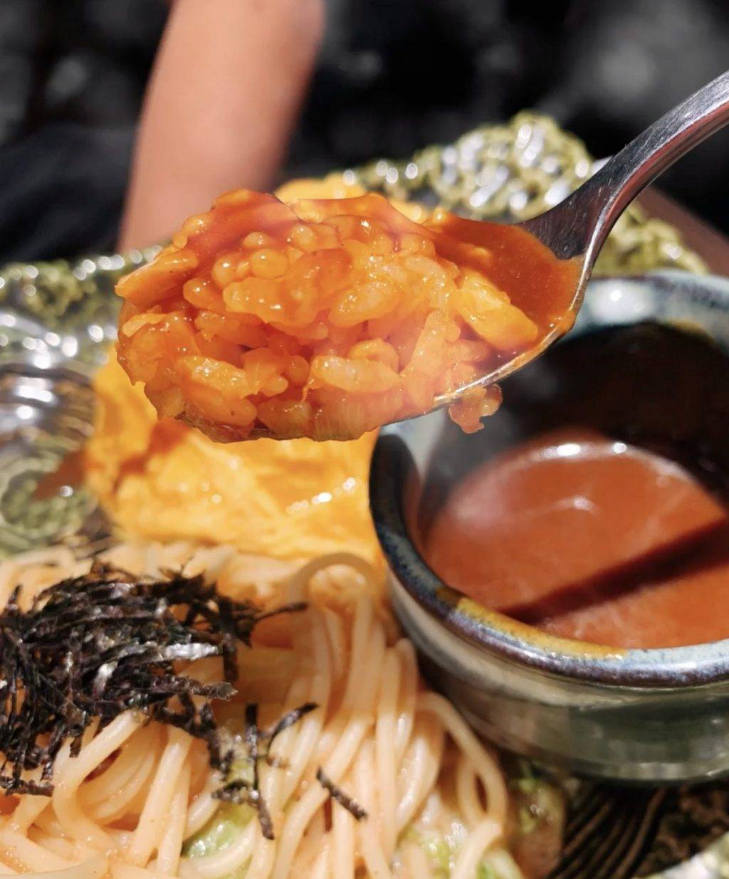 Bugis+排队王🏆 会流心的鸡蛋！爆火日式蛋包饭&amp;面专卖店🤤 独家销魂好滋味