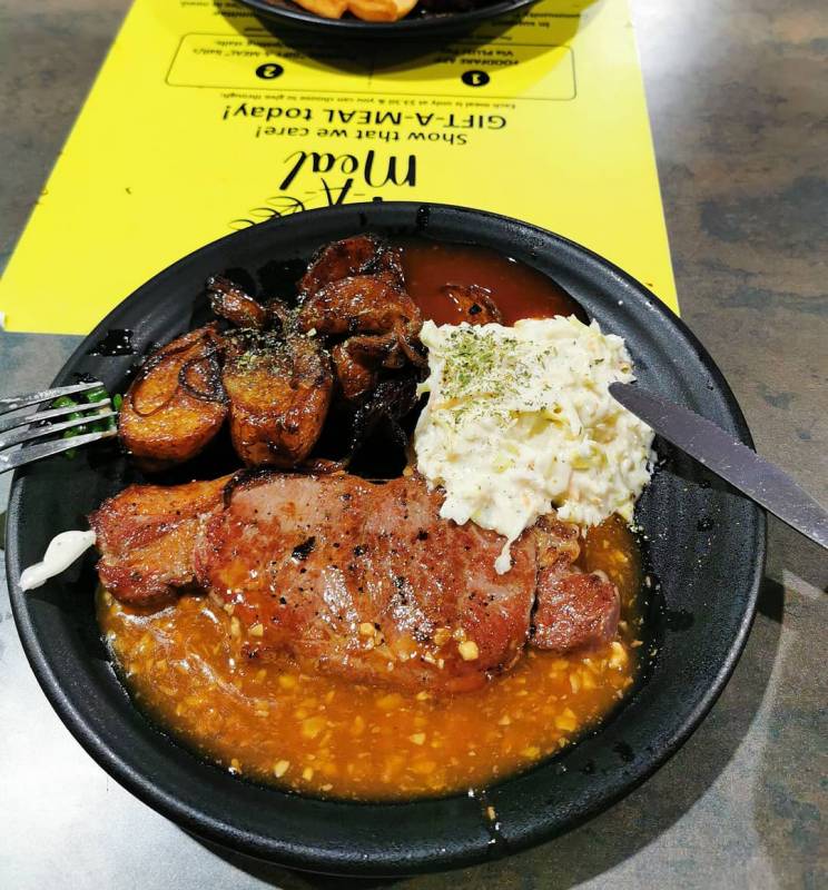 吃西餐不用花大钱！Wild Olives 餐点只从S$4.80起😍 嫩烤猪排、牛排、意面，平价好吃又大份