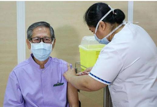 新加坡回应辉瑞疫苗副作用