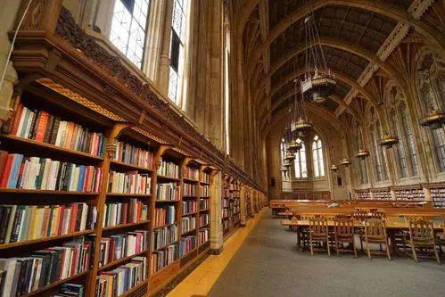 【新加坡留学】双学位/双专业到底有啥不同？你更适合就读哪一个