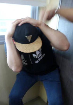 追债员上门收账 被欠债人儿子打伤