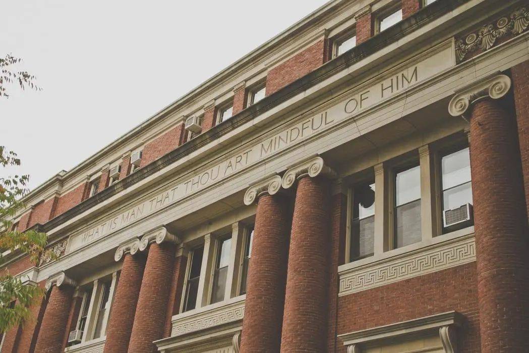 全球名校认可的高中国际文凭，新加坡学生通过率近98%