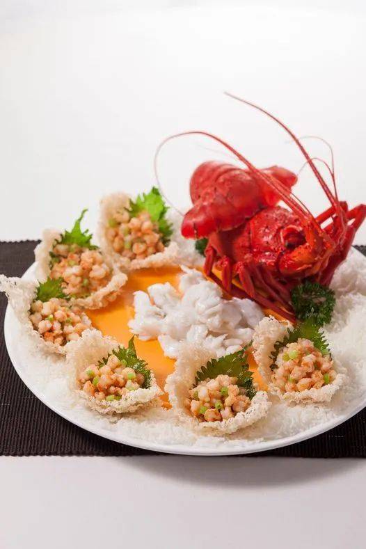 新加坡的年夜饭“硬菜”，又鲜又壕