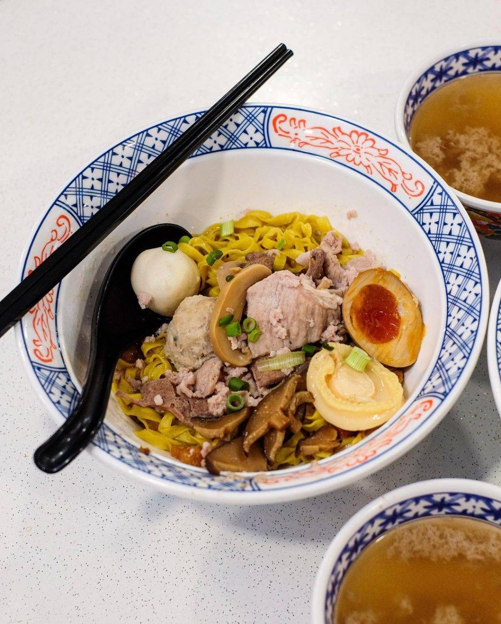 来一碗很讲究的面🍜给面子Gimee Face小面摊：走心又走胃，$6.80吃到鲍鱼面😍