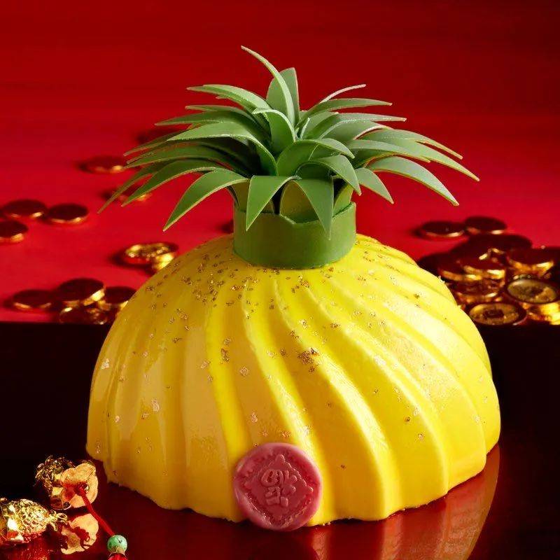 盆菜鱼生的季节，是全体华人最快乐的时节