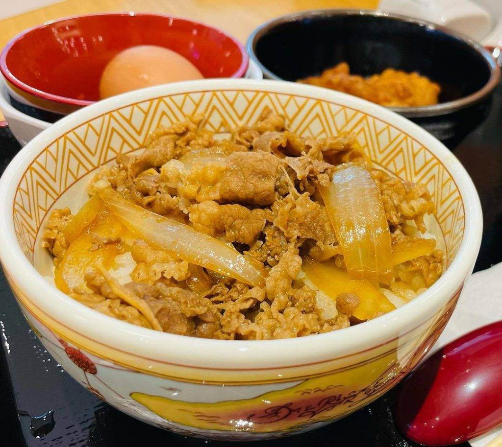 在Suntec City📌SUKIYA食其家首间分行2月17日开张🎊好吃平价牛丼饭一口入魂、圈粉无数🔥