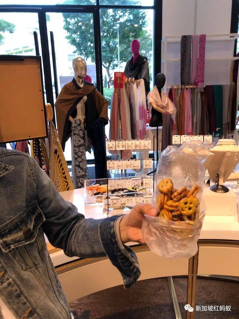 狮城百年商场关门前最后一个月，有什么不为人知的一面