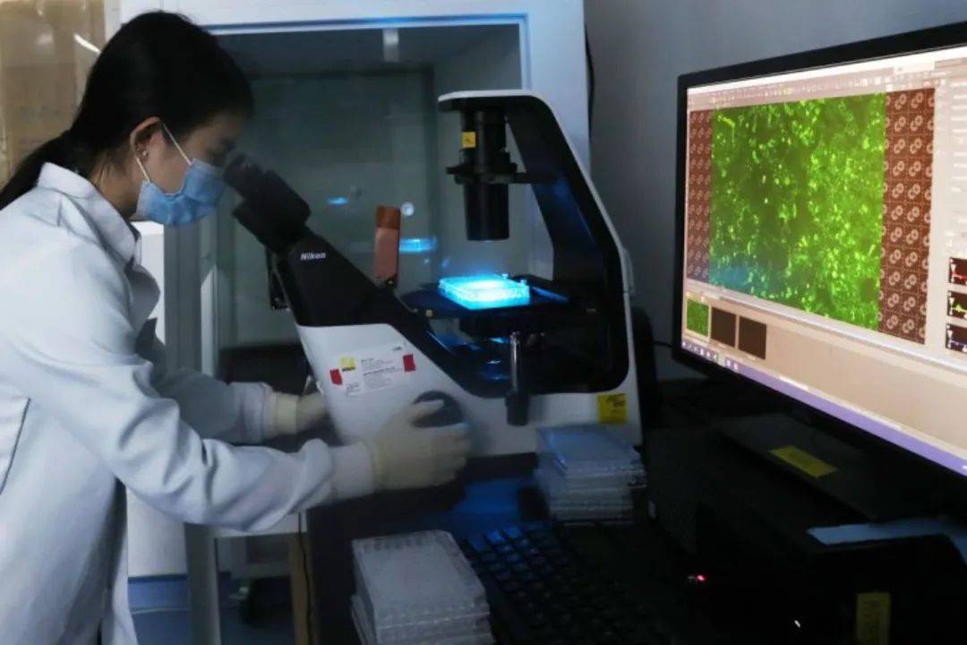 疯传!新加坡有人拿了16个月年终奖,40多万!2020各行业工资大曝光