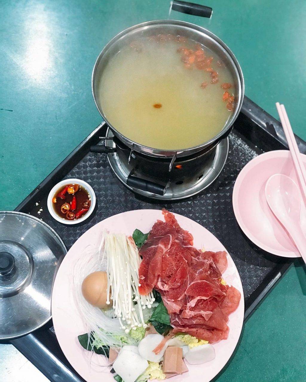 火锅专场!一人一锅“火锅店”,独自涮肉不寂寞😎 火锅套餐最低只从S$5起