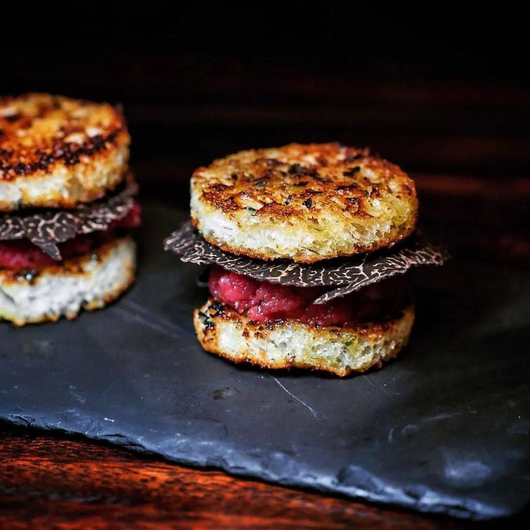 肉食者的年终狂欢：狮城“烤肋排”前来报道