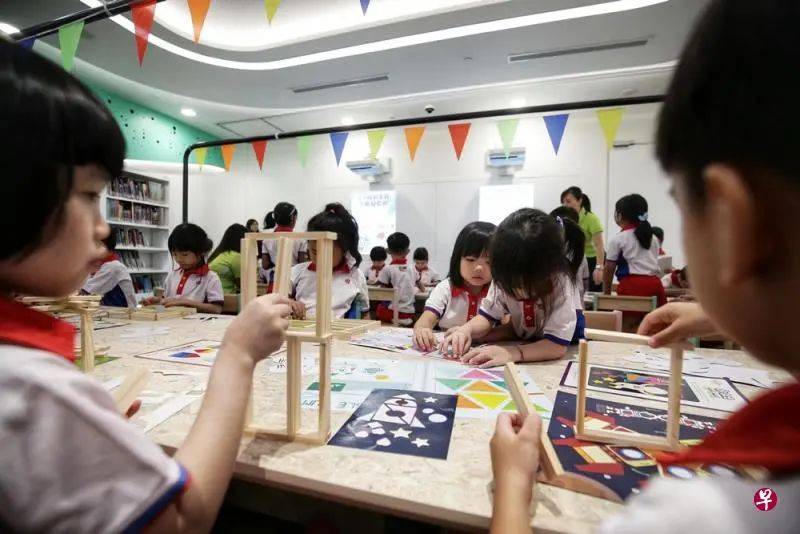 新加坡 假期来临，不妨带孩子泡一泡图书馆