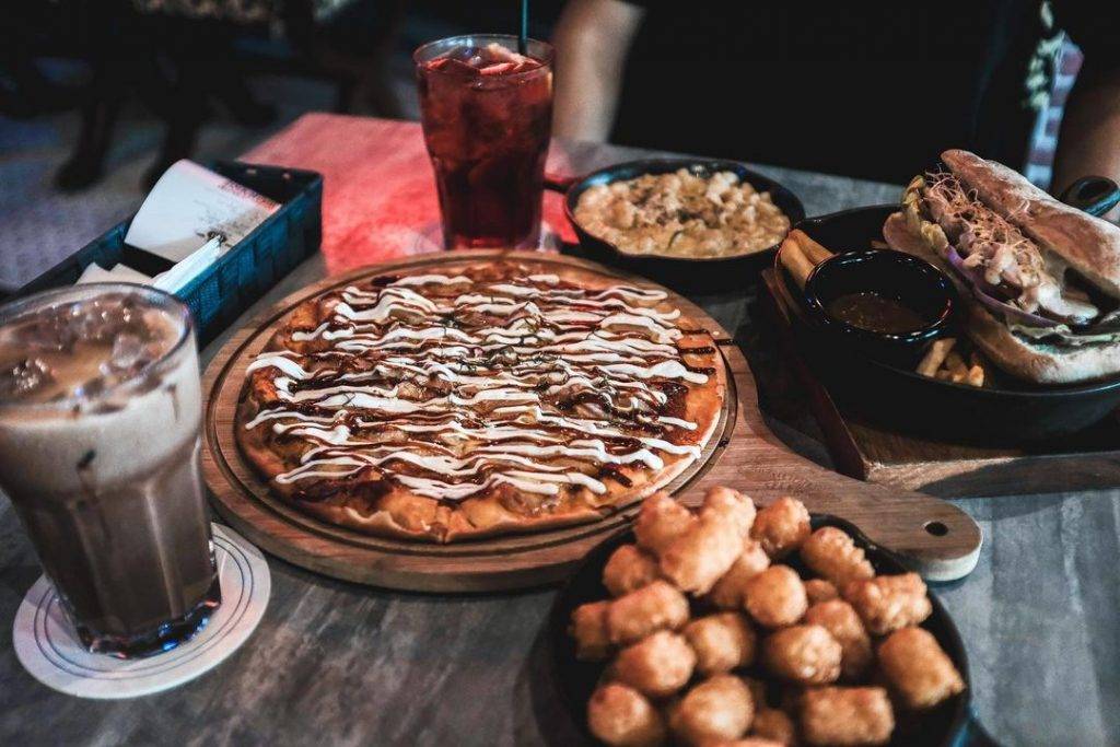 全岛唯一“老友记”咖啡厅！美式复古Central Perk咖啡馆☕️ 处处都是打卡点！没看过剧？照样来啊