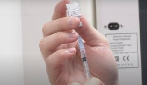 新加坡这些人开始打疫苗！新加坡决心打造亚洲疫苗中心