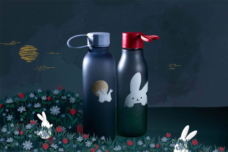 starbucks-bunnies-bottles