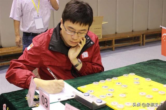 新加坡出现绝顶象棋高手，打平许银川王天一，击败中国棋王夺冠军