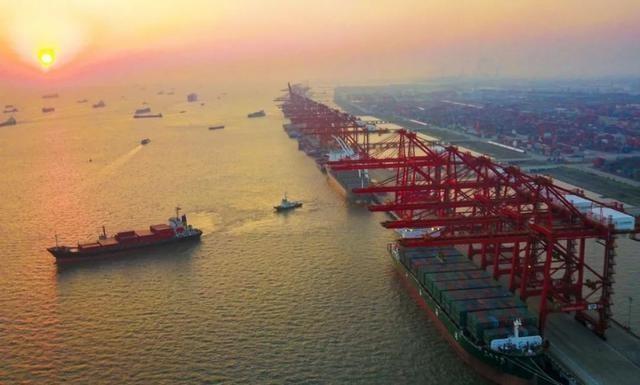 全球港口大洗牌？我国打造世界第一港，新加坡翻身无望？
