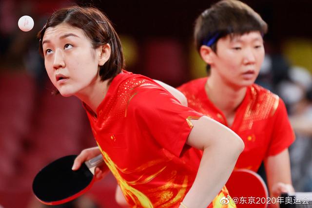 继续加油！3-0战胜新加坡，中国乒乓女团晋级四强