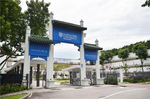 放棄高考，在JCU新加坡校區，俞同學開啓全新留學生活