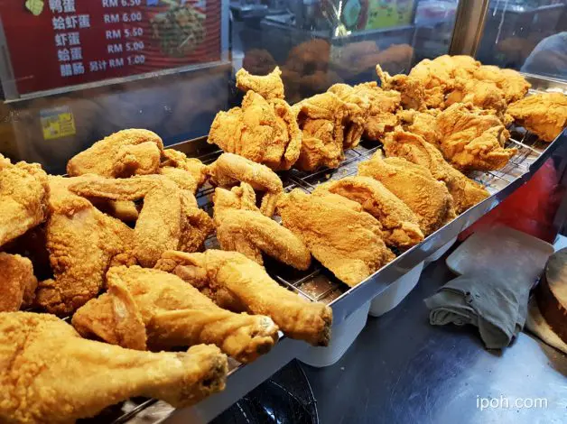 M'sia famous Winner's Fried Chicken (胜利家乡鸡) opens in Redhill, sells 4pc Chicken for only $3 | Great Deals Singapore