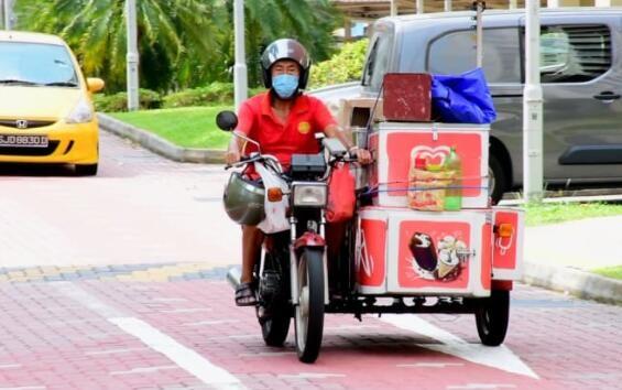 谢霆锋都爱的新加坡网红冰激、乌节路的“钉子户”终于出摊了