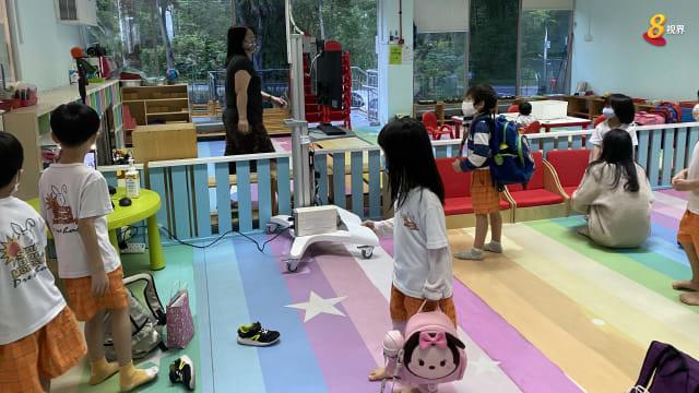 多所小学和幼儿园再出现确诊，新加坡紧急宣布收紧幼儿园防疫