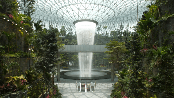 新加坡星耀樟宜机场，颠覆式的微度假购物中心