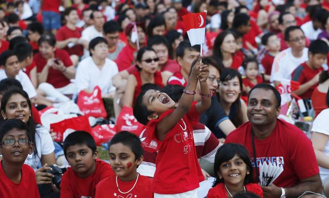 新加坡华人为什么歧视印度人？尴尬的印度裔，新加坡的老三不好当