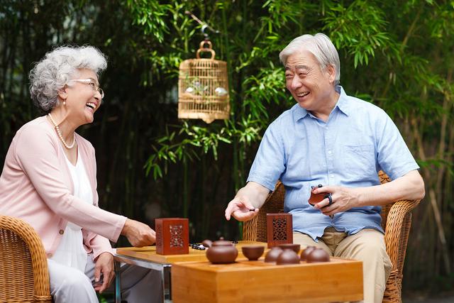 新加坡媒體：誰在爲中老年婚戀而忙？