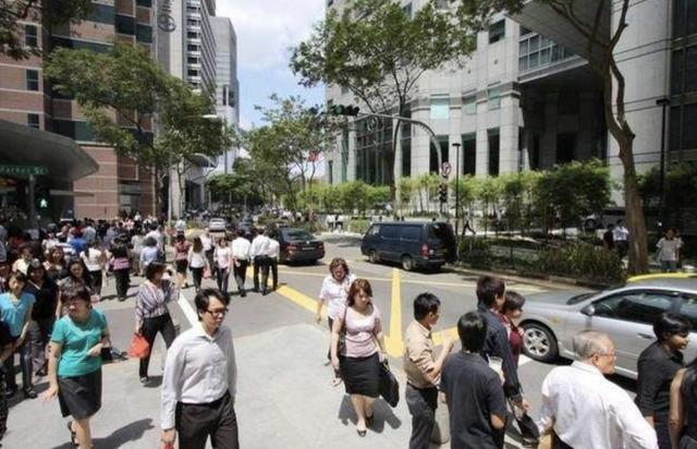 爲何說新加坡人未來會“崇拜”中國呢？